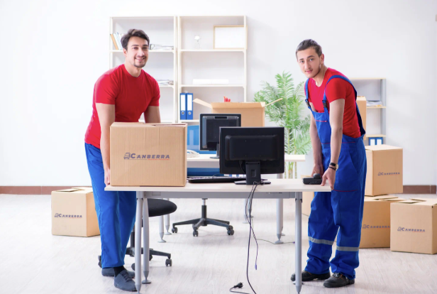 Hire a Trusted Canberra Interstate Removalist for Safe Moving