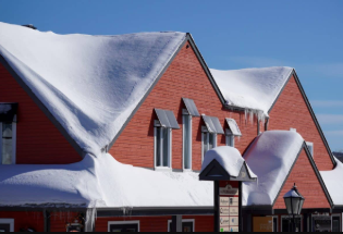 How Does Cold Weather Affect Your Roof and What Can You Do About It?