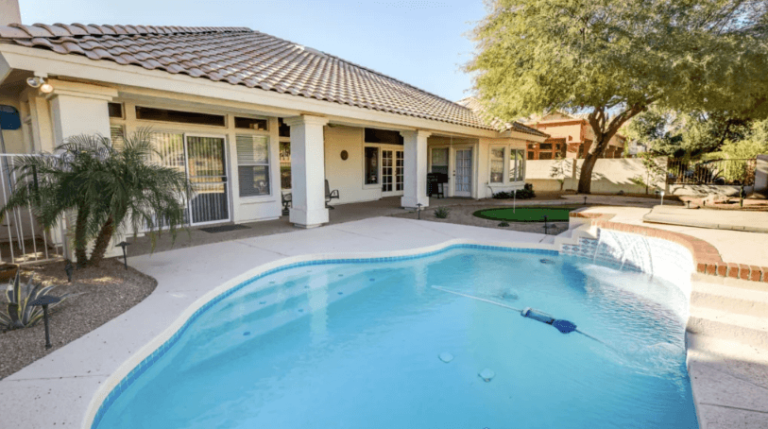 Factors to Consider When Planning a Custom Pool