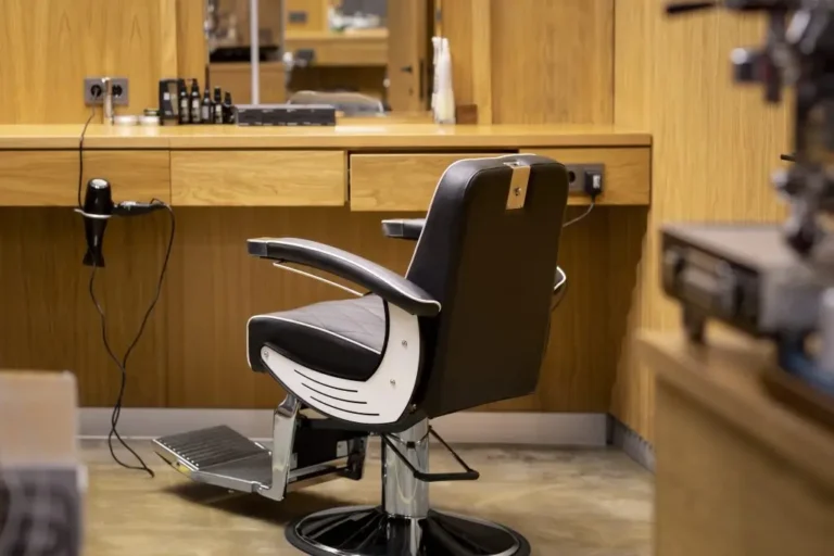 Modern Salon Equipment