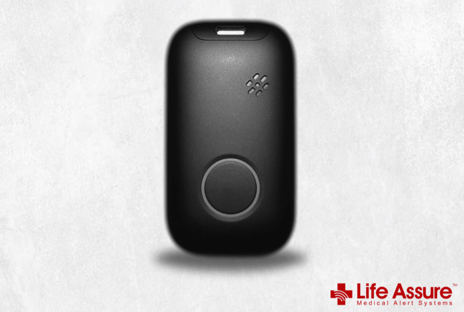 5 Benefits Of Wearing An Emergency Pendant For Seniors At Home And On The Go 